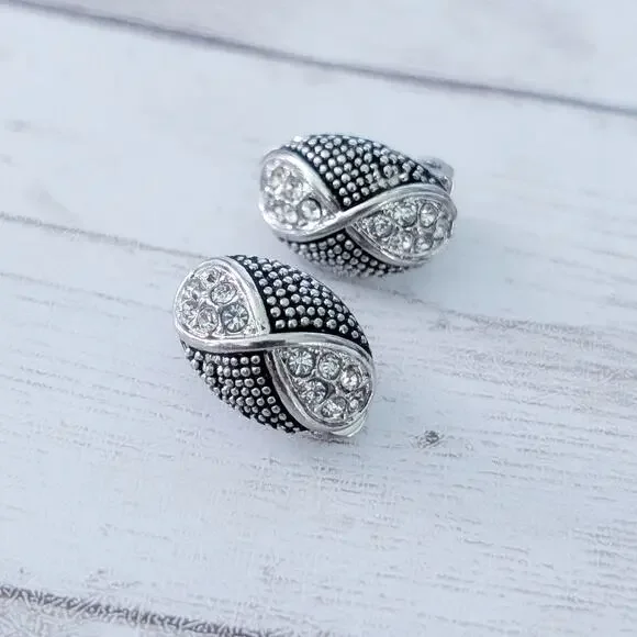 Vintage Clip On Earrings Elegant & Stylish Silver Tone & Clear Gems - Picture 3 of 8